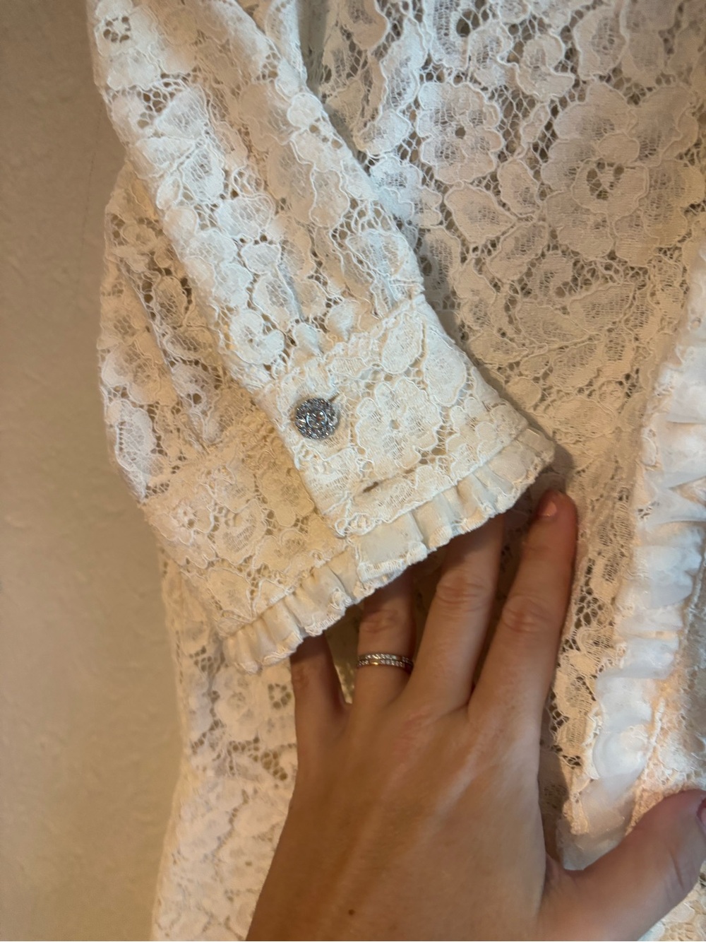 Zara White Lace Short-Sleeve Mini Dress - Picture 3 of 9
